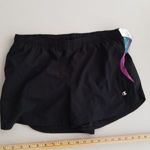 Champion women's ultimate run shorts large nwt